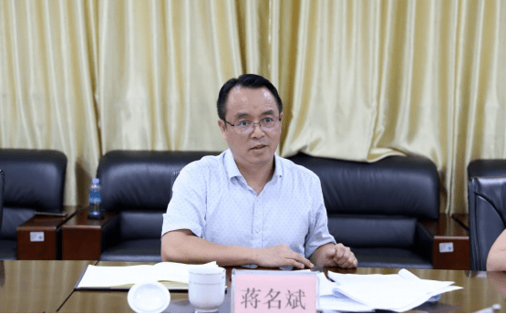 蒋名斌介绍,近年来全区深化公共资源交易平台整合共享工作取得积极