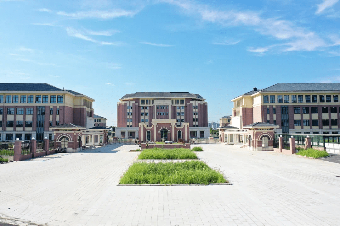 许昌建安区建安中学9月1日正式投用!