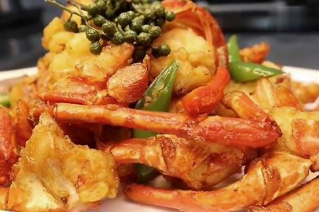 鲜花椒炒龙虾吃上一口都会让你欲罢不能