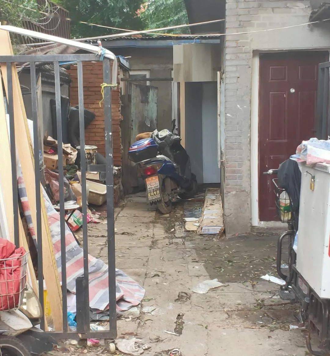 40年老平房区,人口杂,环境差……是违建吗?说不清