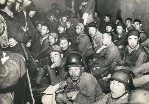 火爆热映丨《八佰》观影前你必须了解的历史背景!