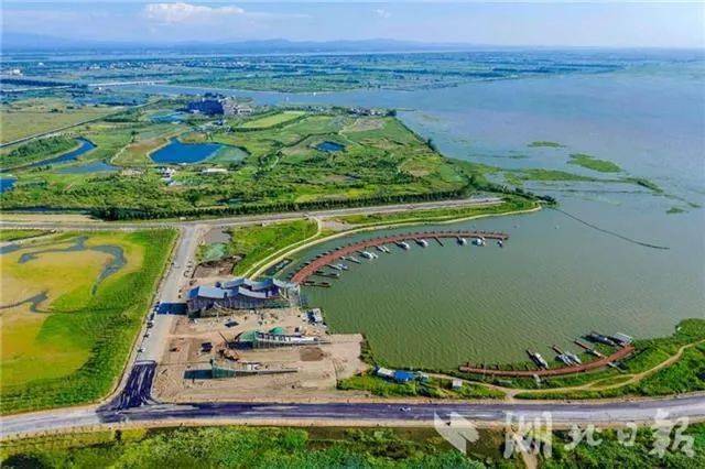洪湖这条绿玉带已经雏形初显全面建成时间在