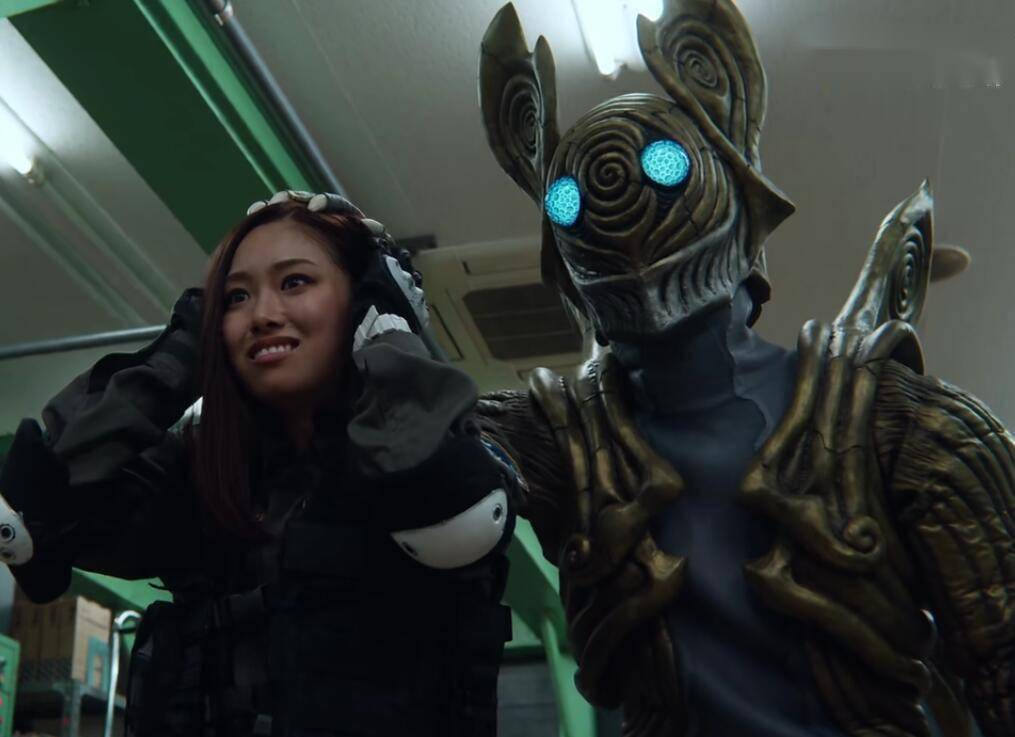 泽塔奥特曼:泽塔摊上大事了,同时招惹上千个怪兽,遥辉听了当场去世