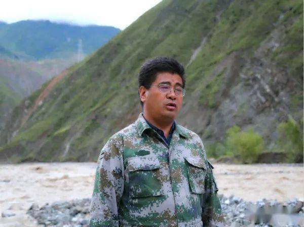 要和群众在一起访舟曲县委副书记县长郭子文