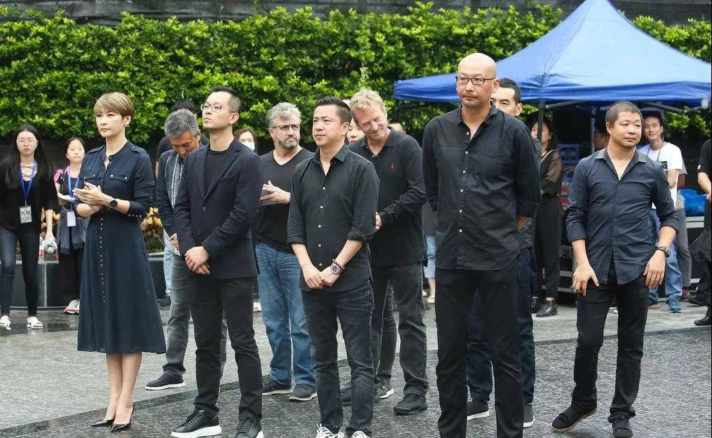 《八佰》热映的背后 有着我们不曾了解的导演管虎_手机搜狐网