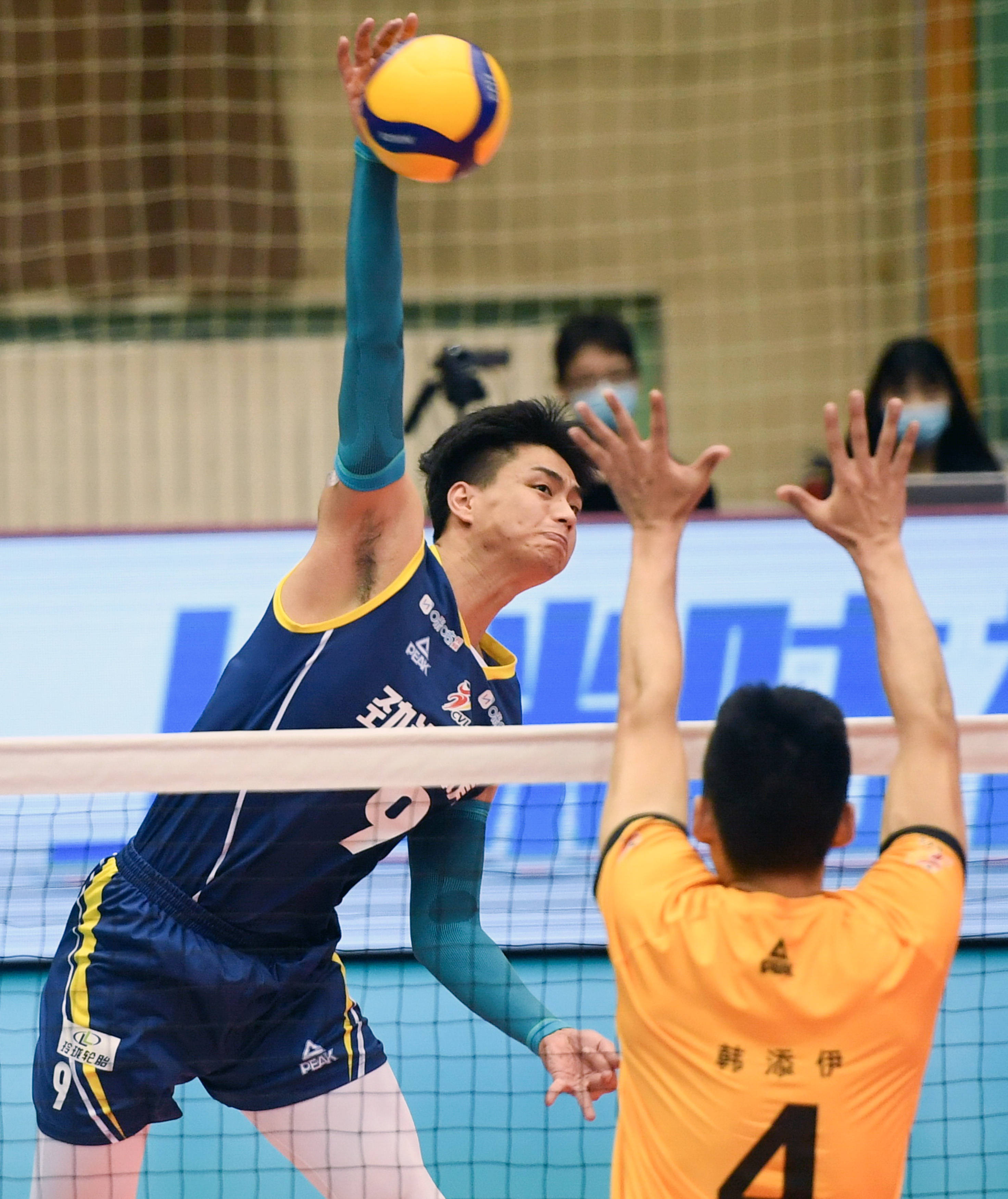 排球——男排超级联赛:四川胜上海