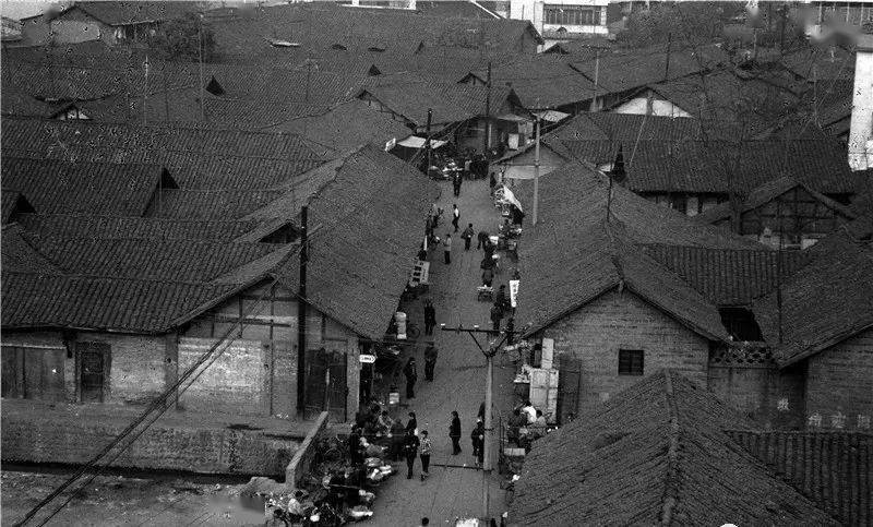 震撼这样的什邡你见过吗多组照片带你看尽城市变迁