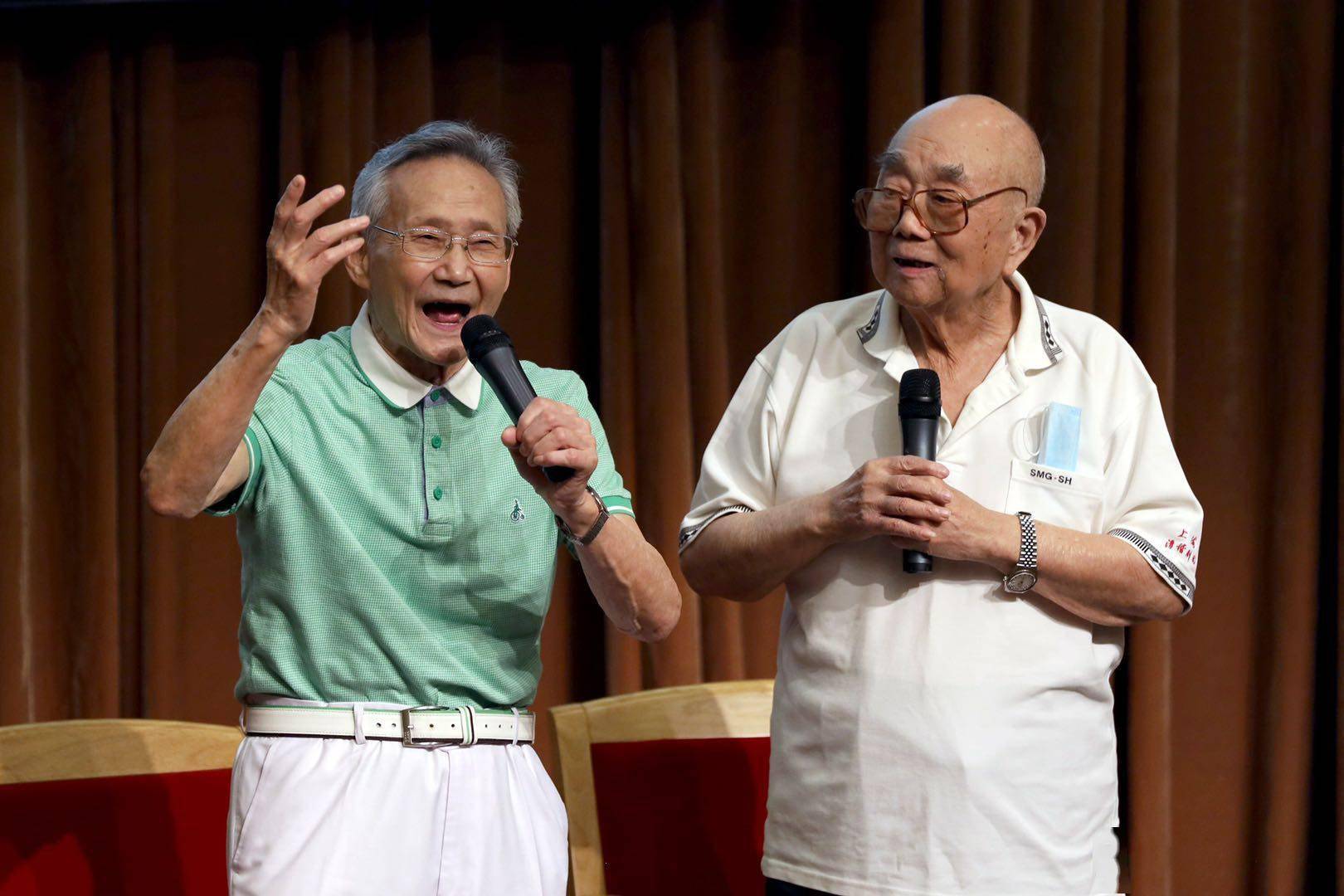 70年如一日坚守笑声滑稽名家童双春新书发布