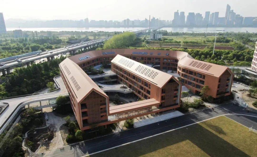 之江第一中学,竞舟二小,名苑幼儿园,袁浦幼儿园,枫桦东路幼儿园,文一