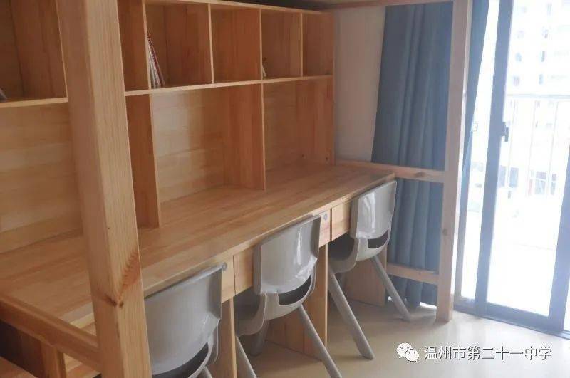 寝室内务整理是军训的重要内容之一.