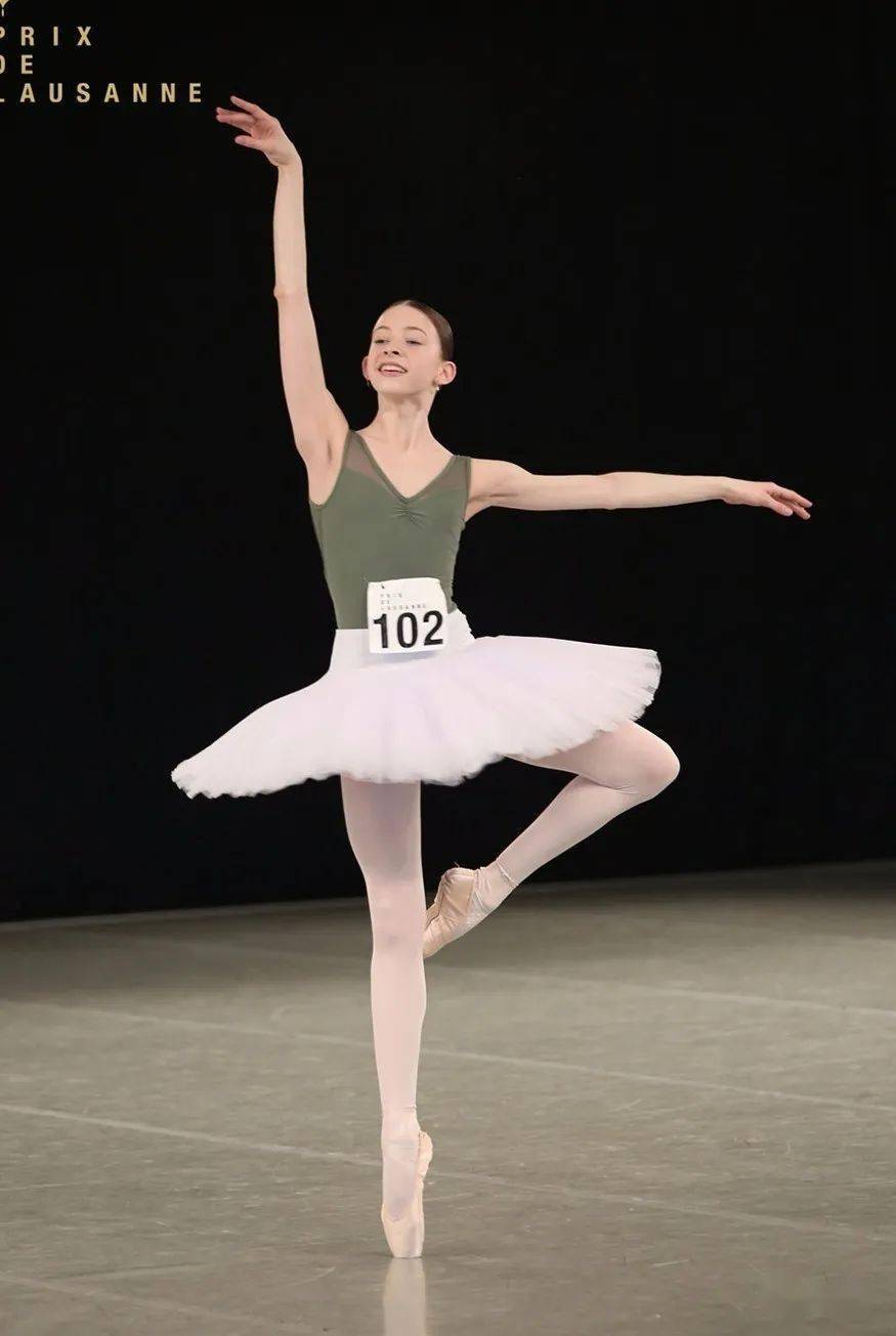 一直说九头身是舞蹈人最标准的身材那么来看史上标准的芭蕾身材