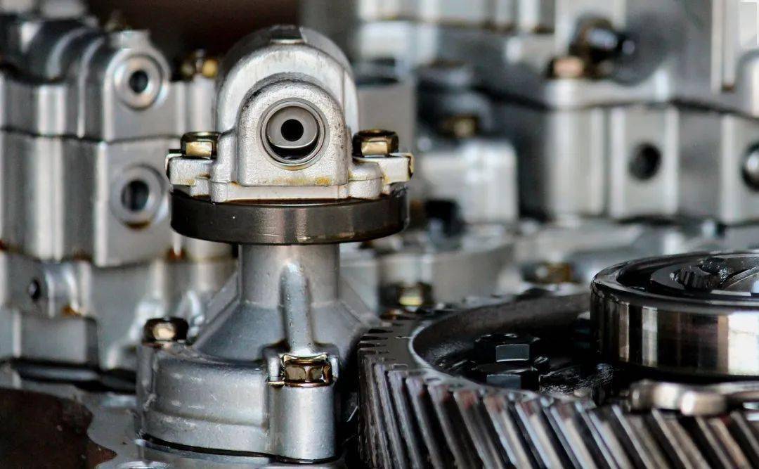 有一种方法:听声音就能判定电机故障在哪儿