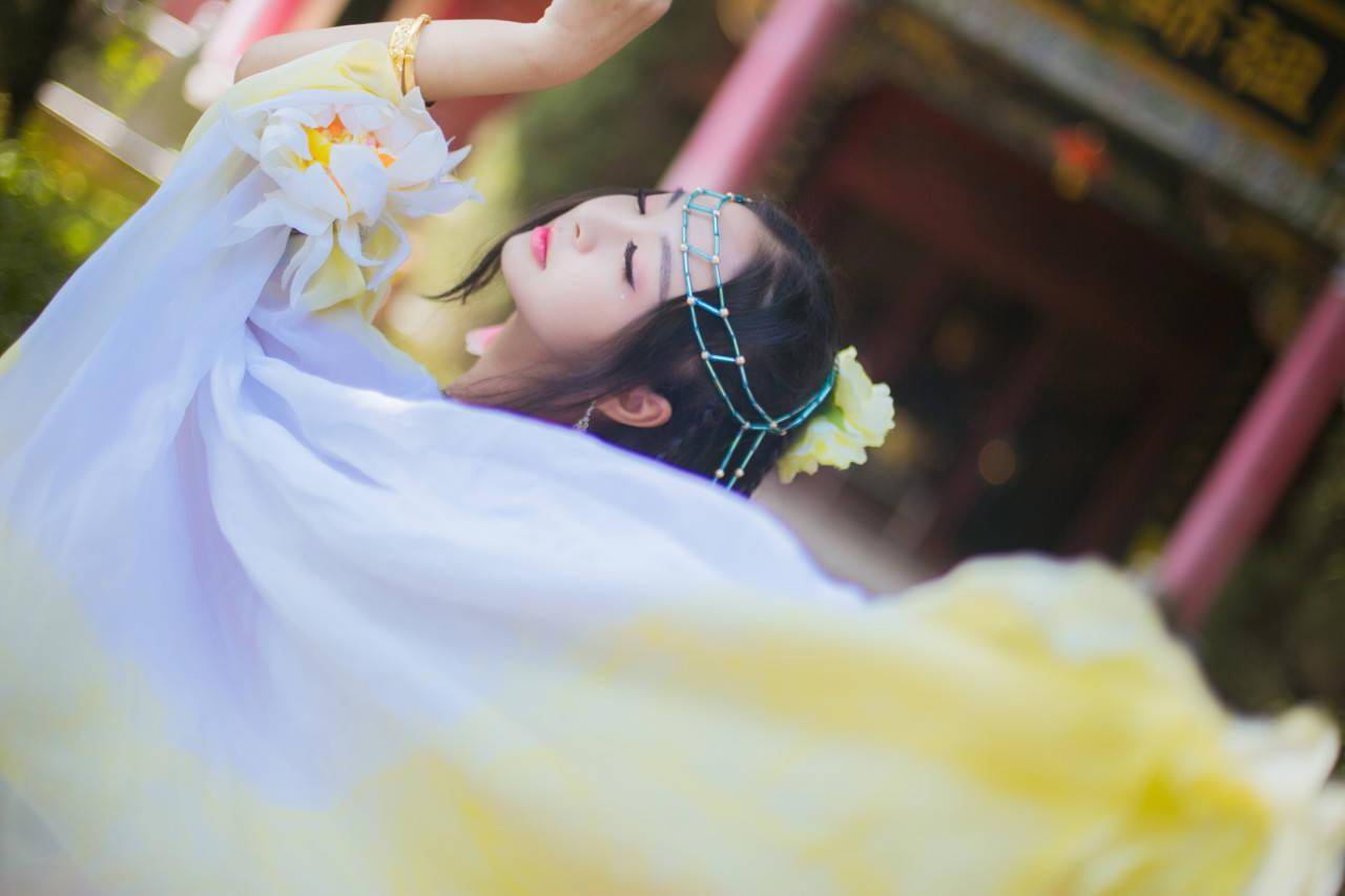 芳华如梦-巽芳cosplay