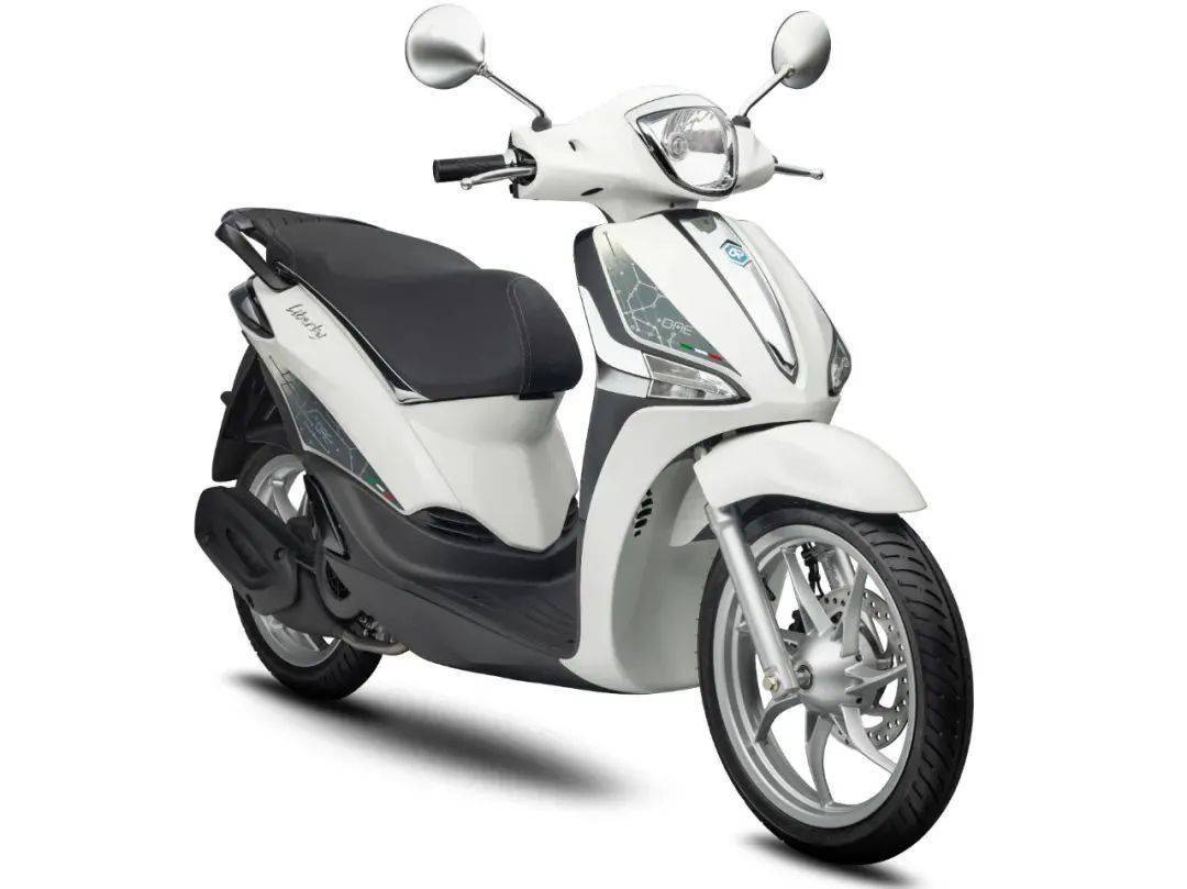 比亚乔发布libertyone星象图版花