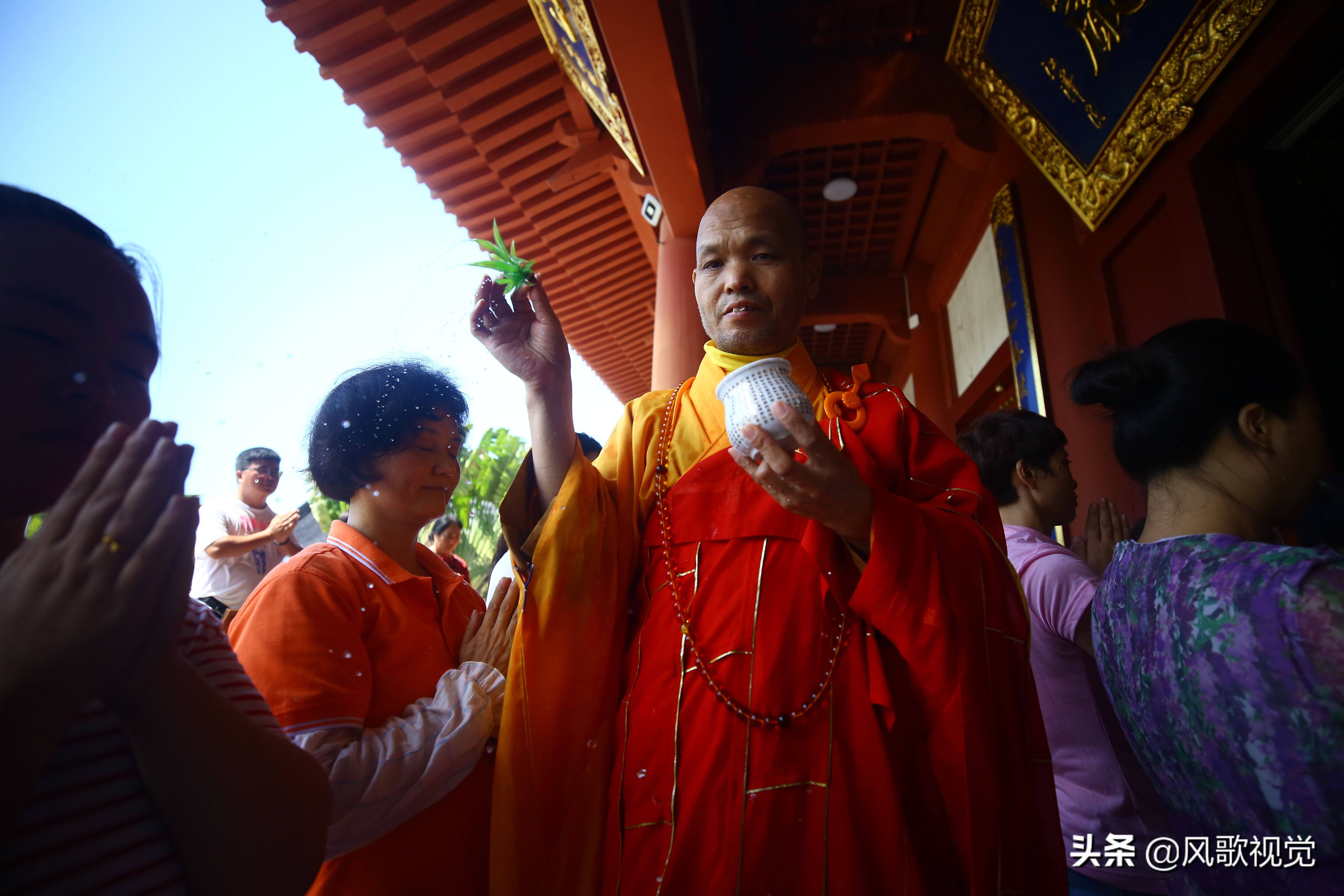 实拍2019三亚南山寺举行盂兰盆法会