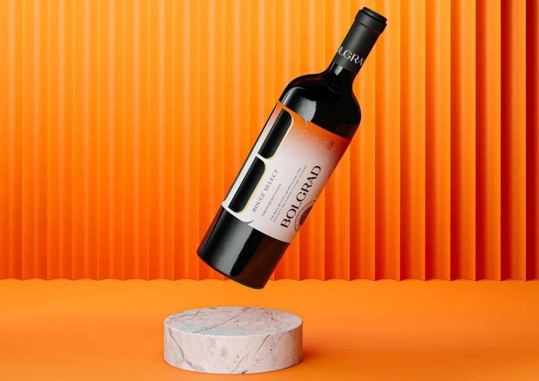 乌克兰工作室  reynolds and reyner design agency 为红酒品牌 bol