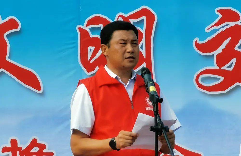 深入开展"三创四建"暨"文明旅游,文明交通"志愿服务活动推进会_石井满