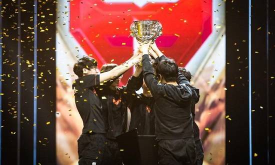 s赛冠军 来自搜狐网