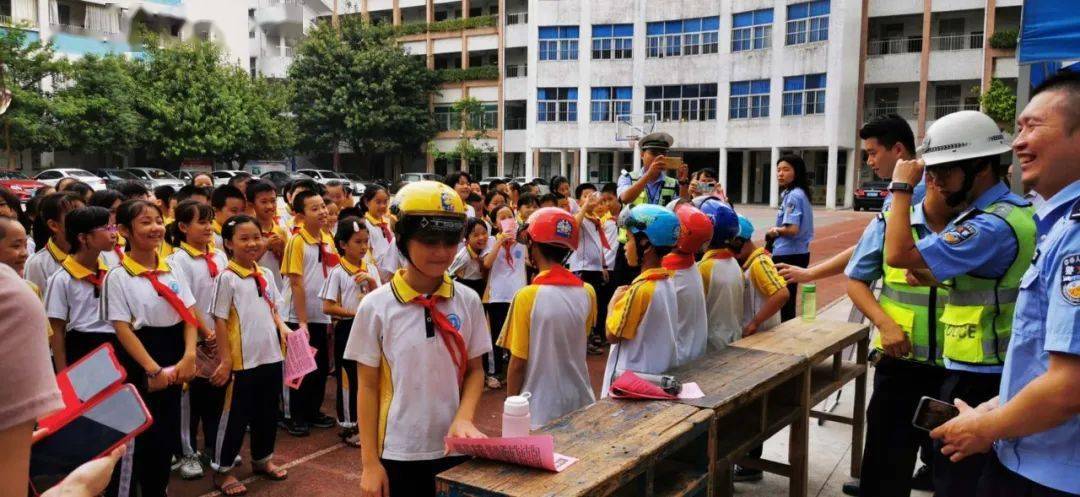 教育局,市交警大队主办,市教育局新时代文明实践所,燎原街道果陇小学