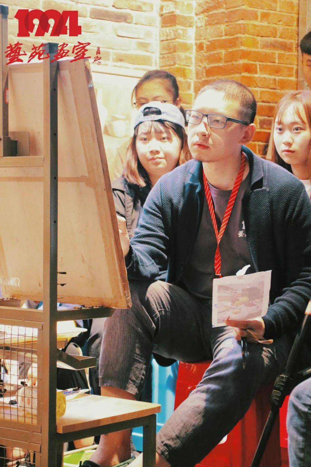 时间奔流入海后浪初心不忘艺苑画室和你一起为梦想助力