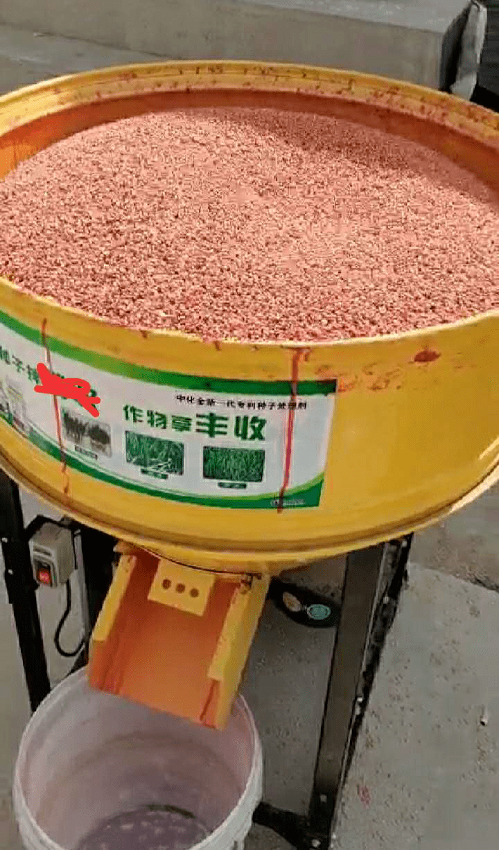 近年农户对拌种剂的期望效果越来越高,但小麦拌种剂市场鱼龙混杂,部分