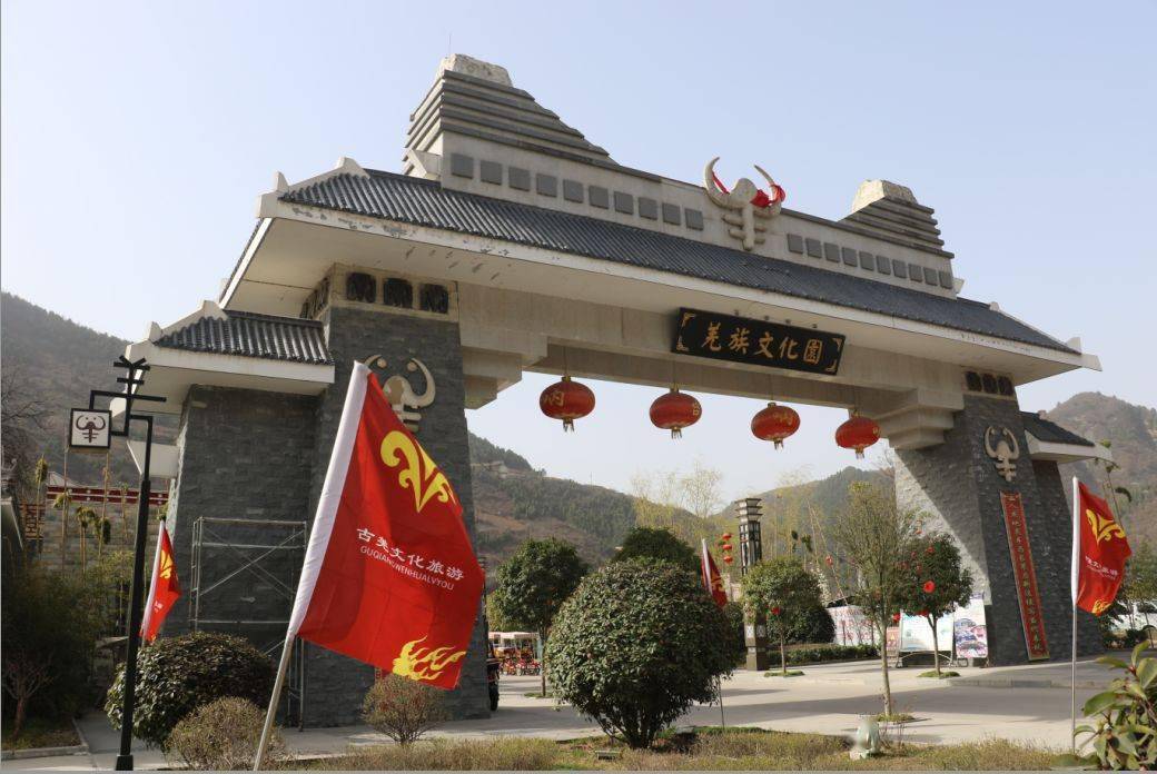 在凤县,邂逅一年之中最绚烂的季节……_文化园