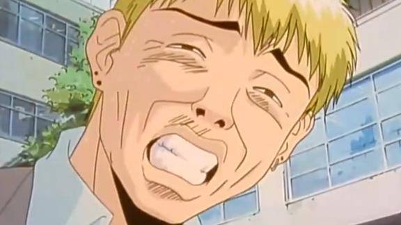 麻辣教师gto鬼塜老师被整张贴丑照在公告栏被同学们嘲笑