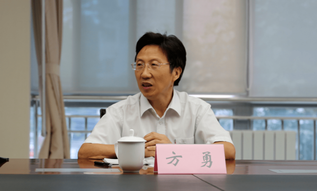 方勇出任中国社科院新闻与传播研究所党委书记,赵天晓卸任