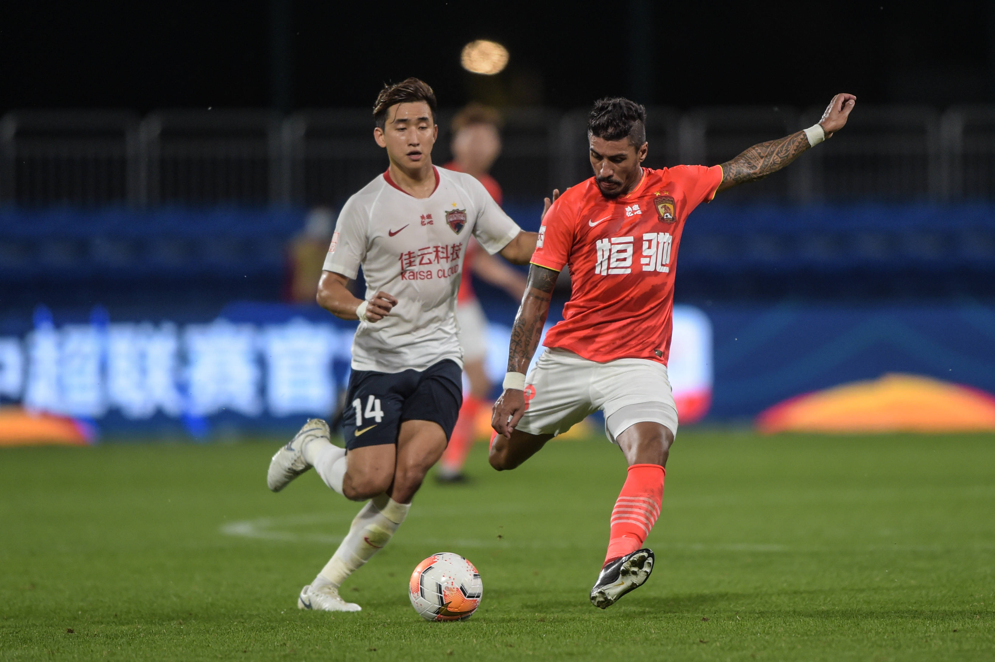 足球——中超:广州恒大淘宝胜深圳佳兆业