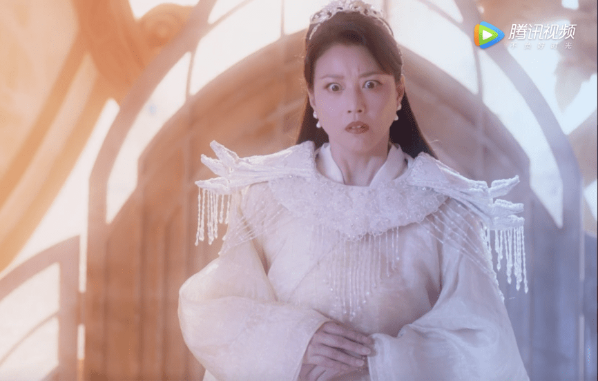 《香蜜沉沉烬如霜》3:并不是所有的苦难,都能让人成长_天后