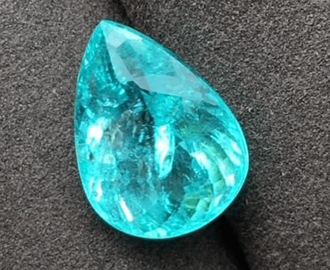 帕拉伊巴碧玺是带有"霓虹蓝"的宝石!_颜色