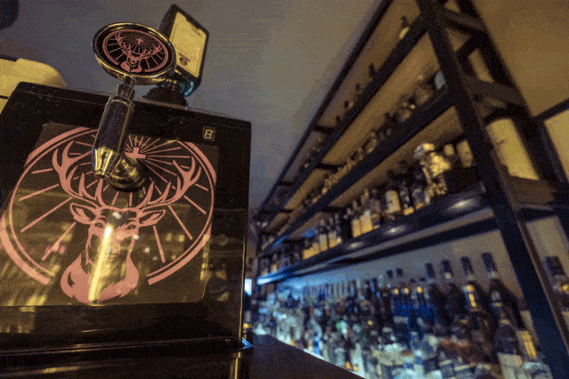 舟宿夜江一条街上的另类存在ktvlivehouse欢迎来到麻瓜的音乐世界