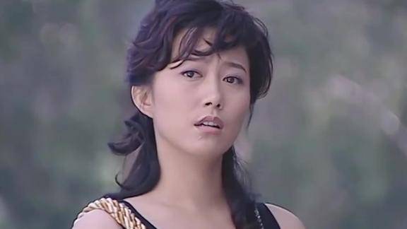 继母后妈礼燕等候广衫多时高兴去开门不料开门后惊了