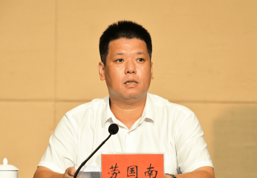 今天,石岐区以这样的方式为ta们庆祝.