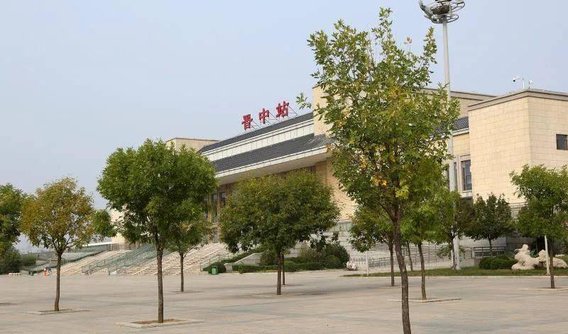 晋中高铁站一乘客突然"发病"倒地,真相是.