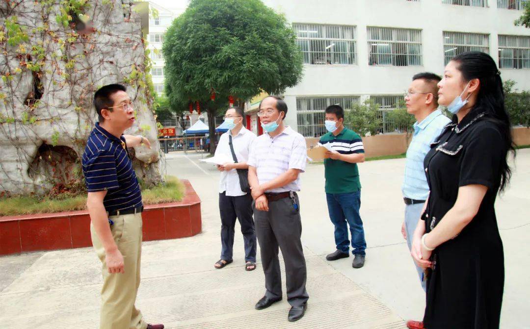 杨捷副局长到南宁二十八中检查创城和教育教学工作_手机搜狐网