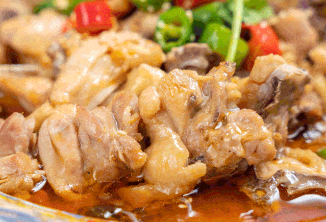 让老板自豪在厦门十分少见的『金牌酸汤鸡』今天小编先替你试这三种!