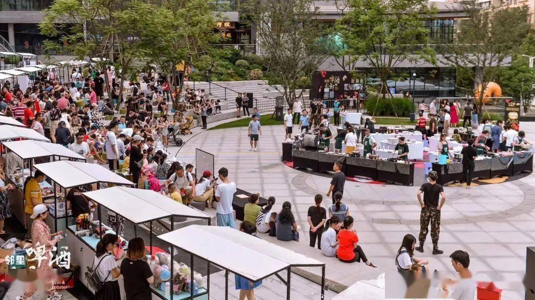 麓湖的湖心区藏着一个你意想不到的活力小曼谷