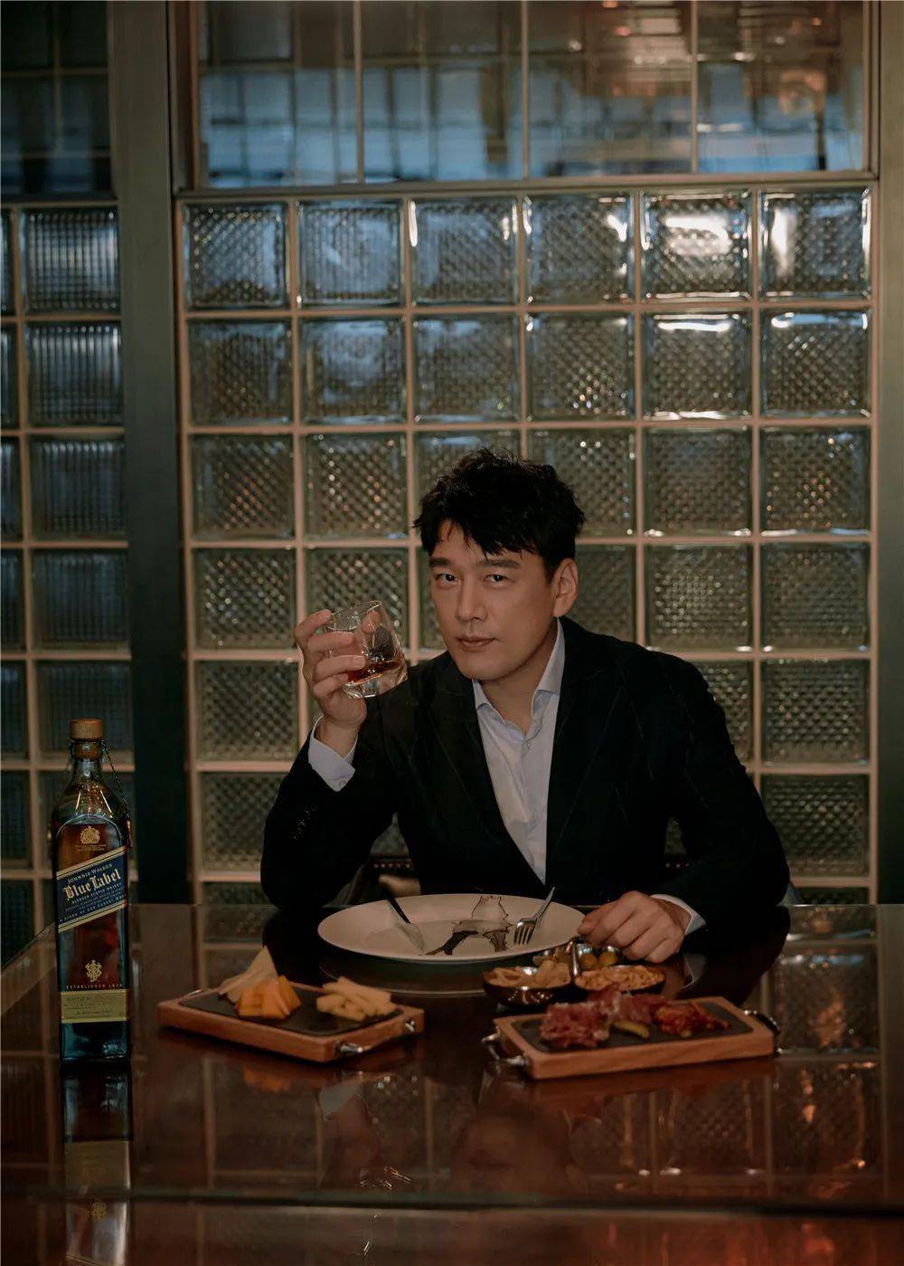 王耀庆品味三位一体的生活深度