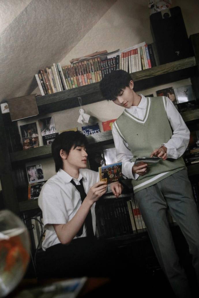 tnt《回到夏天》pb高清扫图释出 "我们的夏天永远不会结束"