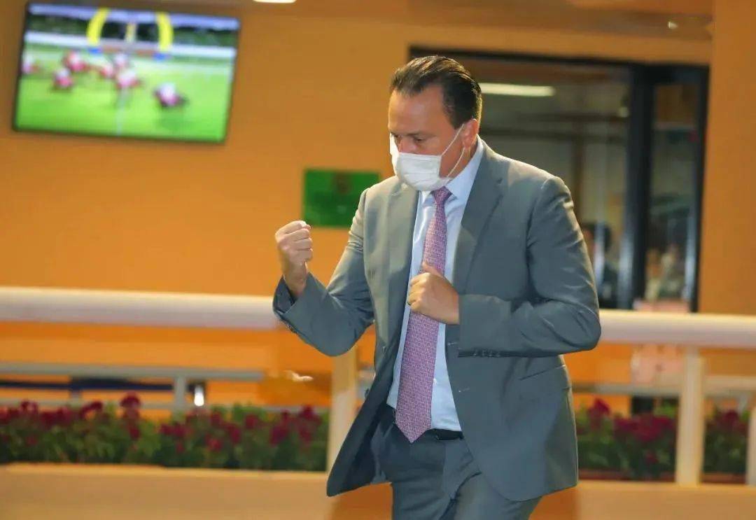 【赛马】莫雷拉方嘉柏喜胜3胜