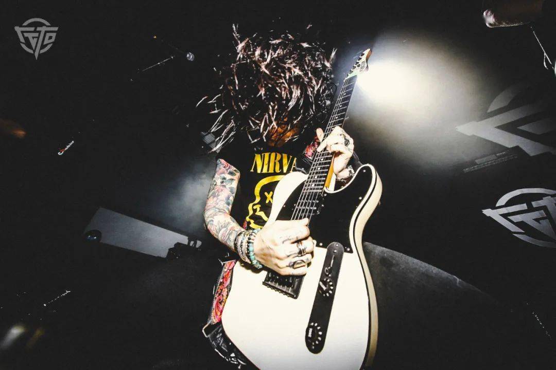 [左右乐队]无边界——跳出角色,做你自己