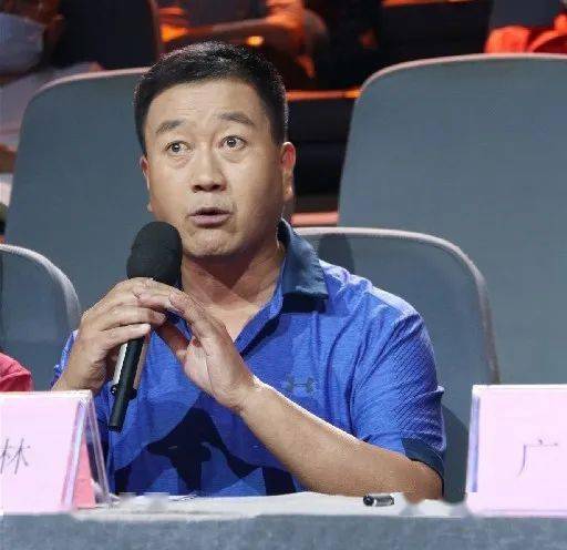 徐松林点评:"看到年轻人爱唱秦腔,很高兴.