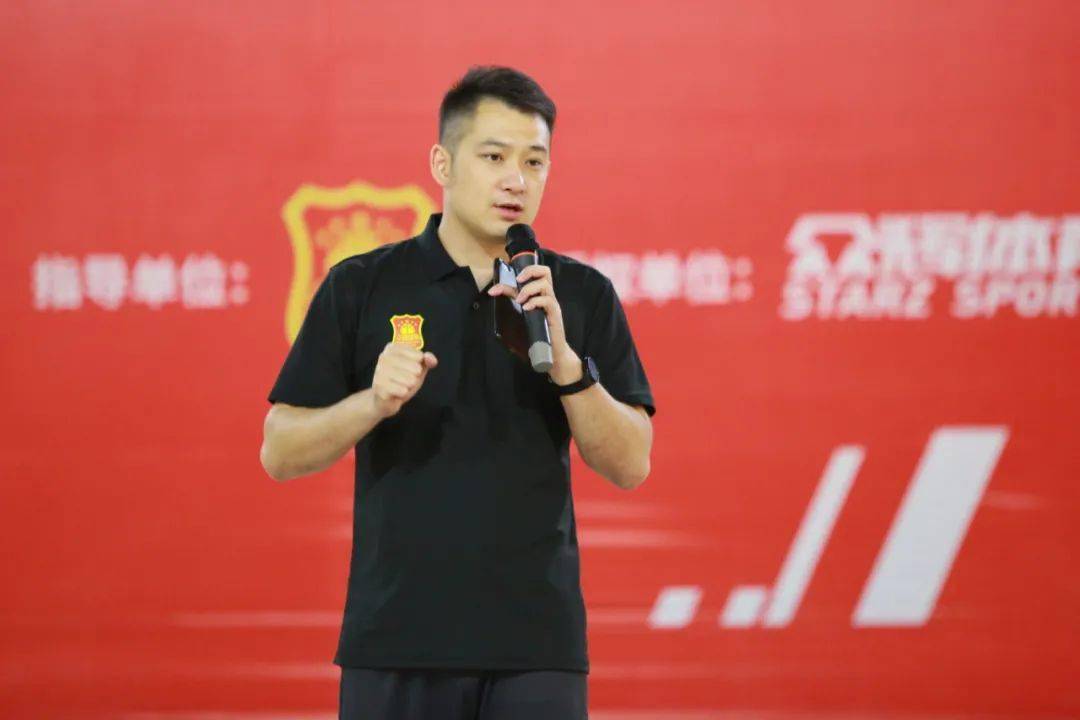 在体育行业需要哪些必备技能?凭借一腔热爱,能在这个行业取得成功吗?