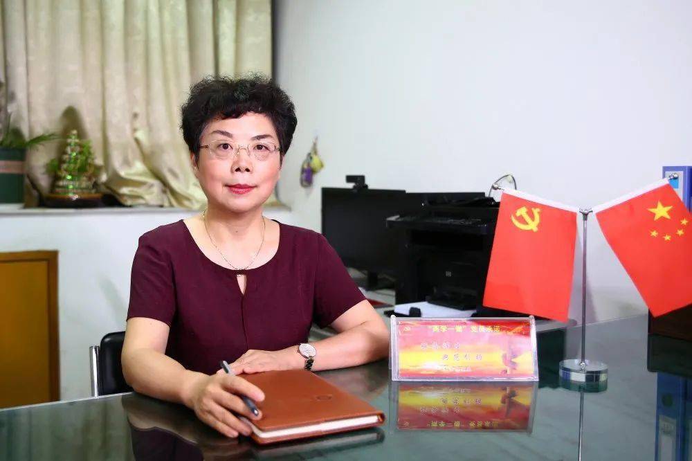 全省新时代教书育人楷模|俞晓红:倾心育桃李,润物细无声