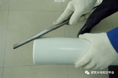 老师傅传经验给水管熔接排水管粘接施工工艺分步详解