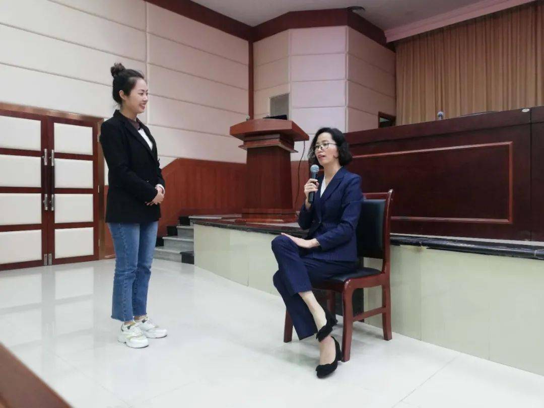 阆中市文旅局开展嘉陵江山度假区从业人员服务礼仪培训