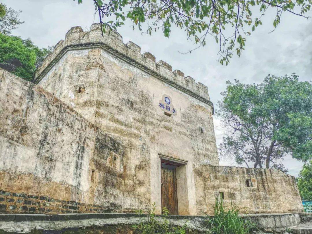 王母渡专场赣县区文化惠民系列活动繁荣夜间经济共促脱贫攻坚