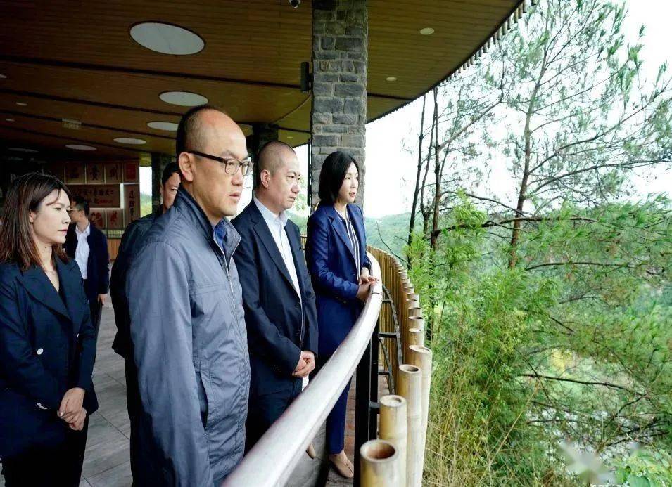 花溪区委书记李瑞率队赴天河潭旅游度假区检查中秋国庆节前安全工作丨