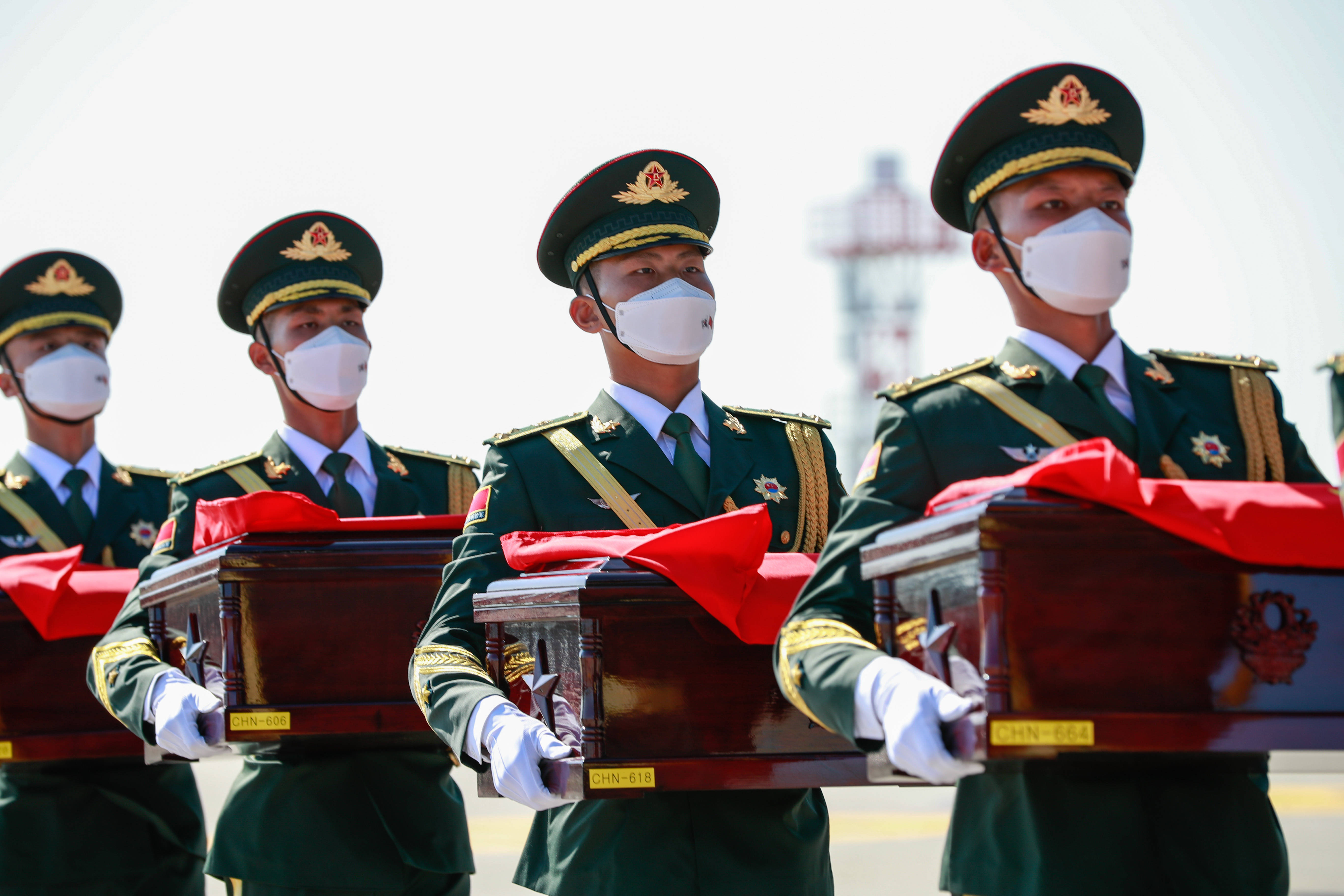 第七批在韩中国人民志愿军烈士遗骸交接仪式在韩国举行
